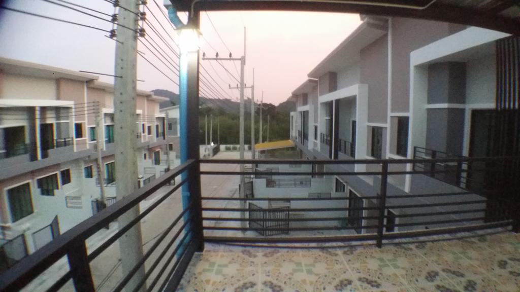 Dream House Hotell Pran Buri Eksteriør bilde