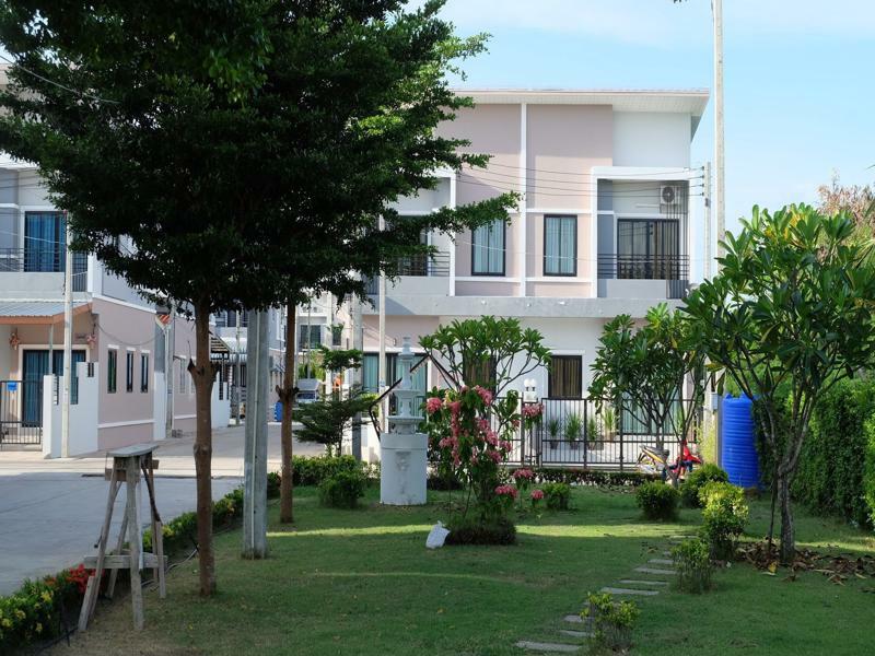 Dream House Hotell Pran Buri Eksteriør bilde